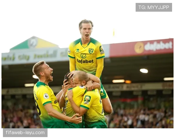 诺维奇重返英超希望大增,全队士气高涨迎战新赛季 诺维奇重返英超希望大增,全队士气高涨迎战新赛季