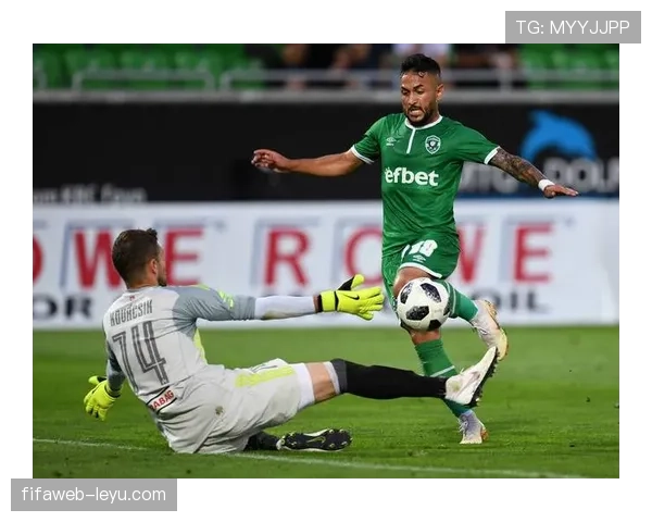 贝蒂斯新援加盟助力球队冲击欧战席位 贝蒂斯新援加盟助力球队冲击欧战席位