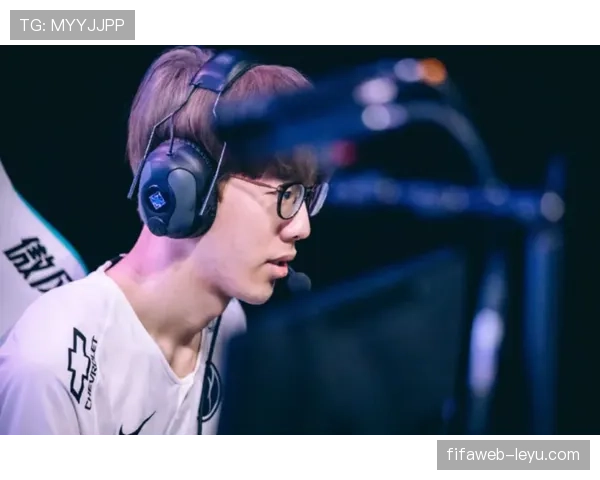 金玟哉勇敢战胜伤病 持续为球队贡献力量状态回暖