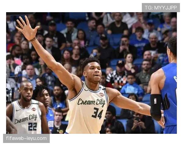 扎伊恩对位内线单打回升，效率高于上赛季