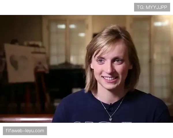 凯蒂·莱德基进咖啡店结账那张单把我整懵了，泳坛女王的零花钱是我的年薪